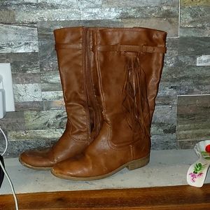 Brown casual boots for 25$ OBO